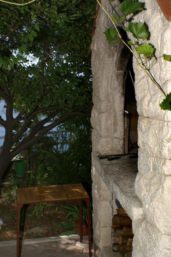 Apartments By The Sea Pisak, Omis - 2802 Buitenkant foto