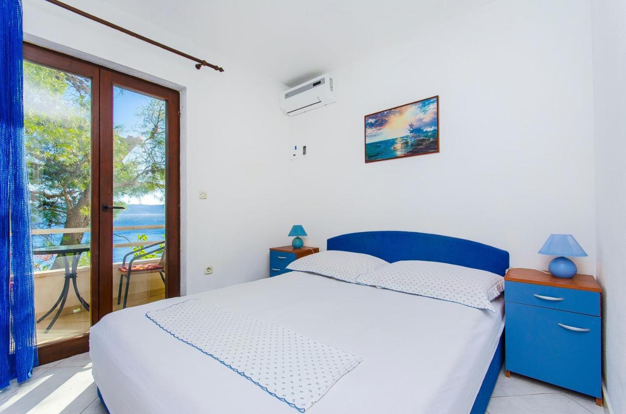 Apartments By The Sea Pisak, Omis - 2802 Buitenkant foto