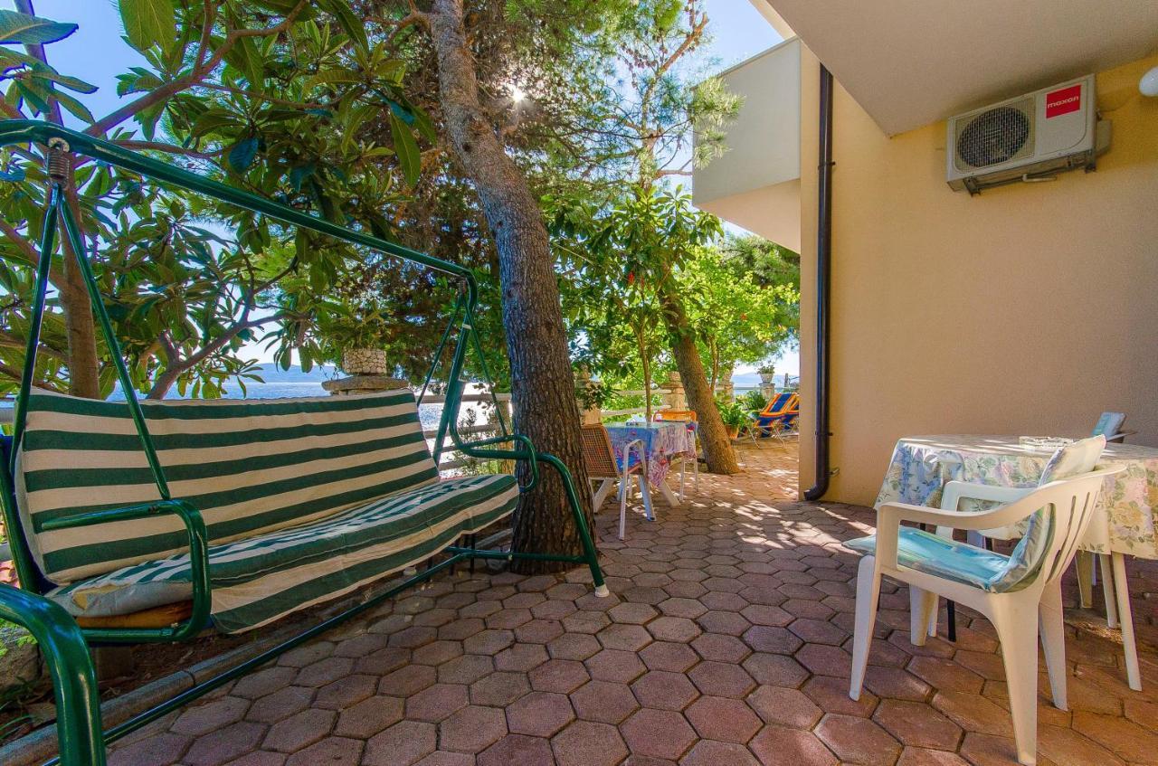 Apartments By The Sea Pisak, Omis - 2802 Buitenkant foto